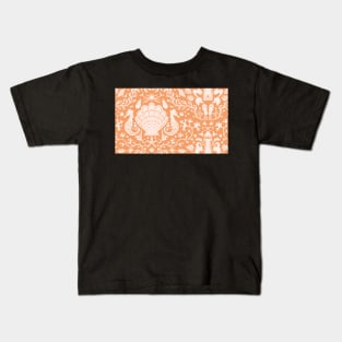 Light tangelo summer beach damask pattern with seashells Kids T-Shirt